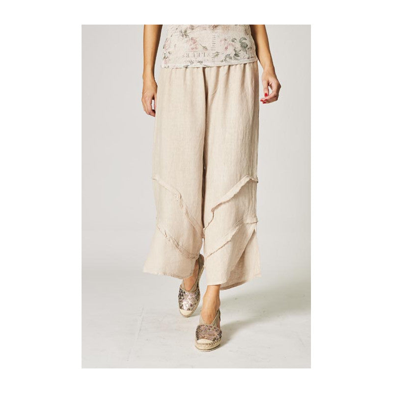 Linen pants w/ Detail at Bottom