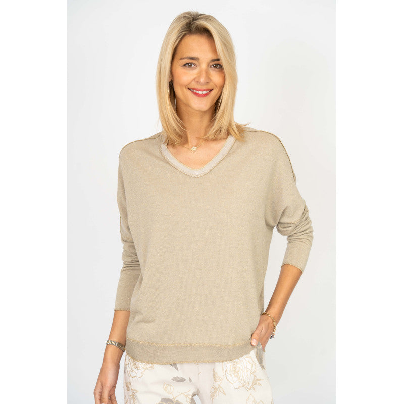 Top with Shinny Thread